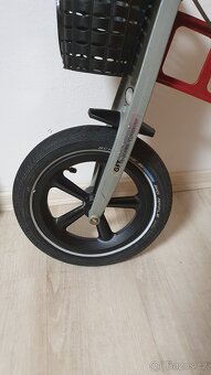 First bike, big apple s košíkem - 8