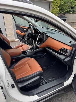 Subaru Outback 2.5 Touring (2023) - 8