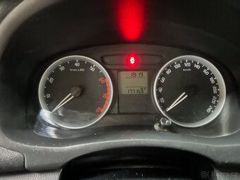 Škoda Fabia, 1.2HPI, 51kW, klimatizace, tempomat - 8