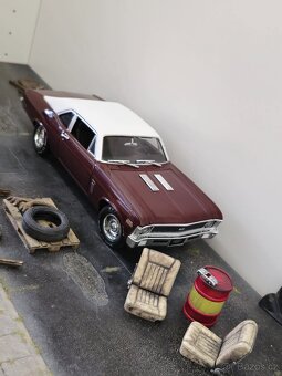 Chevy Nova 1:18 AutoWorld - 8