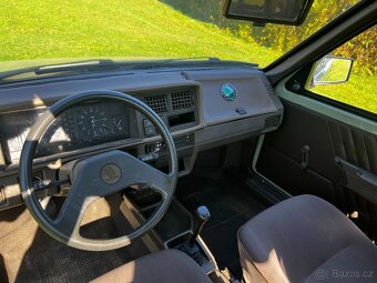 Škoda Favorit r.v. 1990, najeto 33 000 km - 8