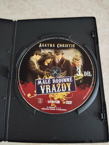 DVD Agatha Christie Malé rodinné vraždy - 8