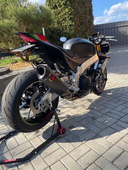 Aprilia Tuono 1100 Factory V4 2020 - 8