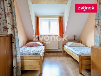Prodej RD Velké Karlovice 200 m², pozemek 3800 m² - 8