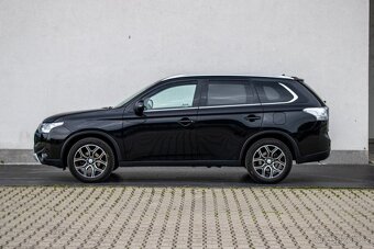 Mitsubishi Outlander 2.2 DI-D Intense+ - 8