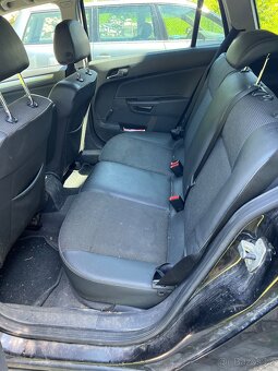 Opel Astra Caravan 2009 LPG 1.6 - 8