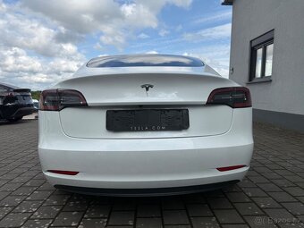 TESLA MODEL 3 SR+ - 8