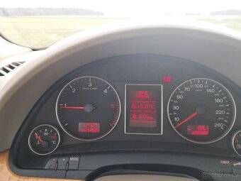 Audi A4 avant 3.0tdi quattro - 8
