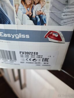 Žehlička Tefal napařovací - 8