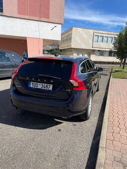 Volvo v60 2017. - 8