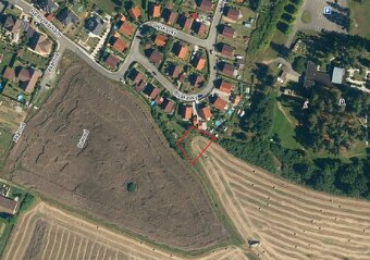 BLATNÁ - pozemek na RD - 8