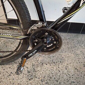 Author Solution 27,5 - 8