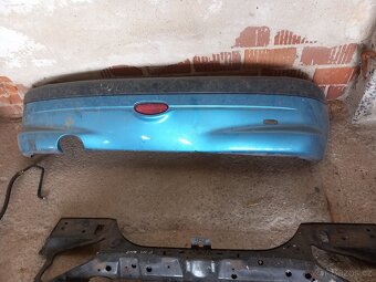 Peugeot 206 drobne dily,levne dohodou - 8