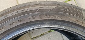 Letní pneu Continental 235/45/18W 2ks 5,4mm - 8