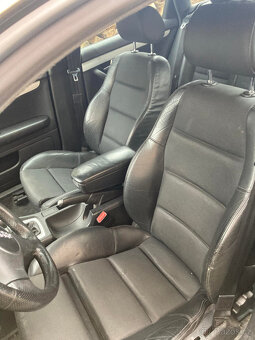 Audi A4 B6 3.0 avant quattro manuál - 8