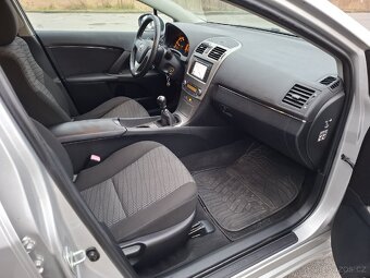 Toyota avensis 2.2 110kw - 8
