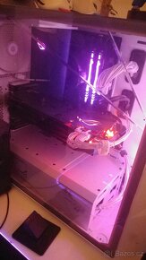 PC - AMD Ryzen 5 1600,32GB RAM, 3,2GHz, GTX 1080 Monitor - 8