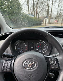 Toyota Yaris 1.5 Premium Selection 1Maj - 8