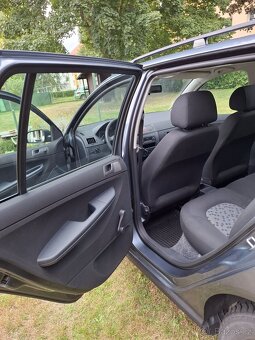 Prodám Škoda Fabia Combi - 8