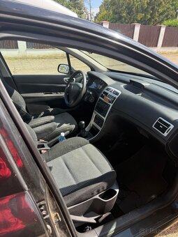 Peugeot 307 - 8