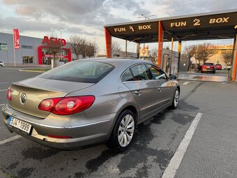 Volkswagen Passat CC - 8