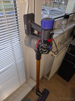 DYSON V 8 ABSOLUTE - 8