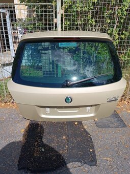 Skoda Fabia 2 combi facelift - páté dveře, víko kufru - 8
