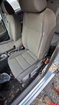 VW golf VI. karoserie + dveře +díly z jiného vozu černá met - 8
