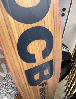 Prodám wakeboard s příslušenstvím - 8