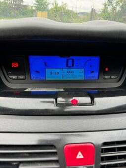 CITROEN C4 PICASSO 1.6 HDi - 8