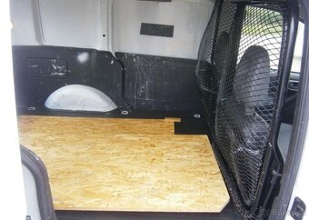 Opel Combo 1.3CDTi nafta manuál 55 kw - 8