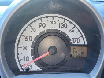 Toyota Aygo automat - 8