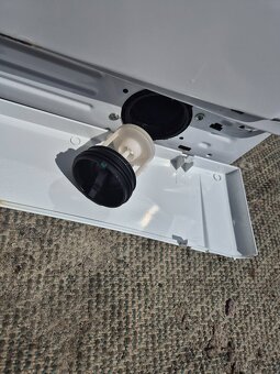 INDESIT HLOUBKA 30 CM ZÁRUKA DOPRAVA INSTALACE - 8