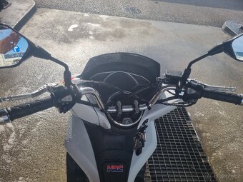 Honda PCX 125 rok výroby 2020 - 8