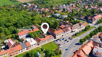 Prodej domu nám. T.G. Masaryka 779 m², pozemek 1465 m², Smeč - 8