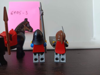 LEGO Castle 6105 Medieval Knights - 3 - 8