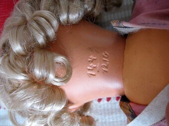 Panenka, starožitná- značená - 8