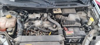 Ford Transit Connect 1,8 Tdci 66 kw..12/2007 - 8