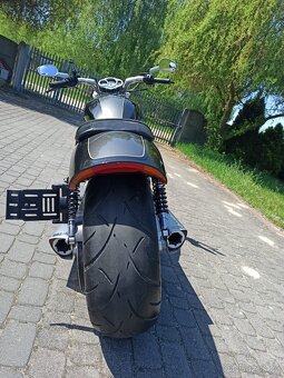 Harley-Davidson V-Rod Muscle 1250 - 8