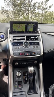 Lexus NX 300 - 8