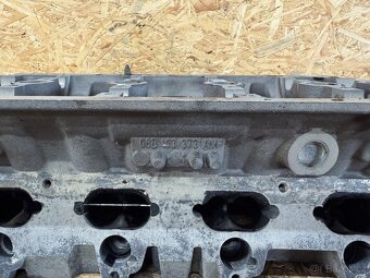 HLAVA MOTORU 2.0 FSI 06D103373AM - 8