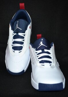 Tenisky zn. Nike Jordan Max Aura 6 vel. 43 - 8