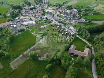 Prodej stavebního pozemku, Lhotka, ev.č. 02146 - 8