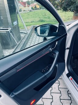 Škoda Octavia III RS 2.0 TDI, 135 kW, Challenge, 2018, šedá - 8