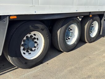 Schmitz Cargobull Chladák - 8