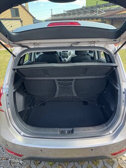 Hyundai ix20 1.4i benzín - 8