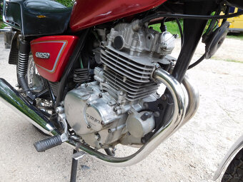 SUZUKI GN 250 - 8
