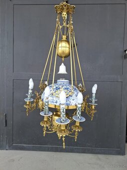 Starožitný bronzovo-porcelanový lustr - 8