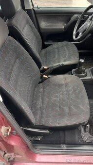 Volkswagen golf 1.6i rok výroby 1998 - 8