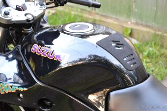 Suzuki GSX-750F - 8